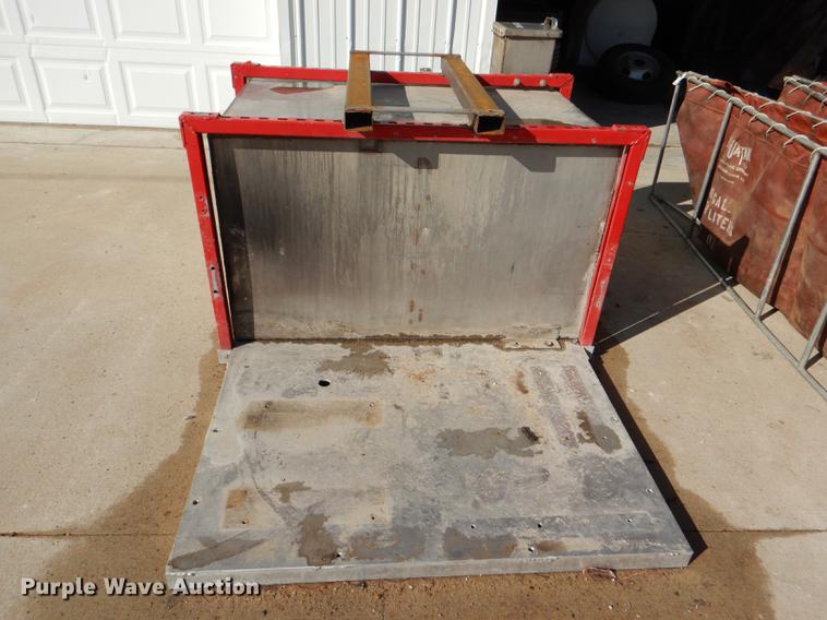 image for item FM9756 Shop built stainless steel tank