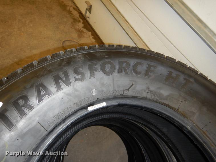 image for item FM9761 (4) Firestone 245/75R17 tires