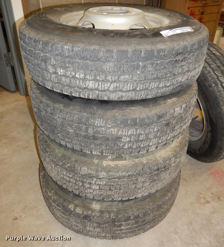 image for item FM9762 (7) 215/85R16 tires and wheels