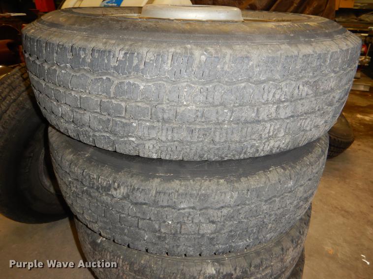 image for item FM9762 (7) 215/85R16 tires and wheels