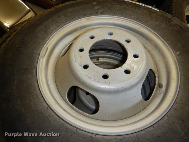 image for item FM9762 (7) 215/85R16 tires and wheels