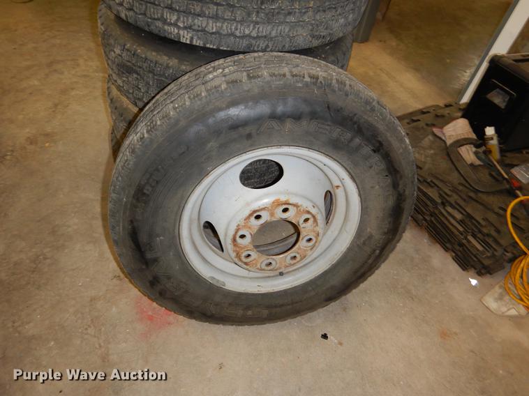 image for item FM9762 (7) 215/85R16 tires and wheels