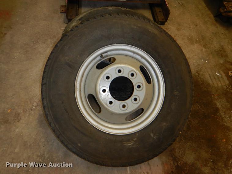 image for item FM9762 (7) 215/85R16 tires and wheels