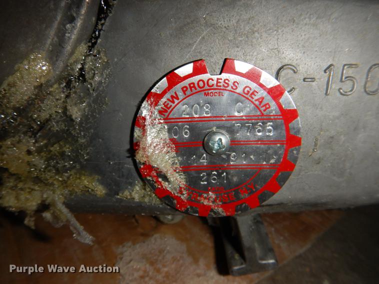 image for item FM9765 New Process 203 transfer case