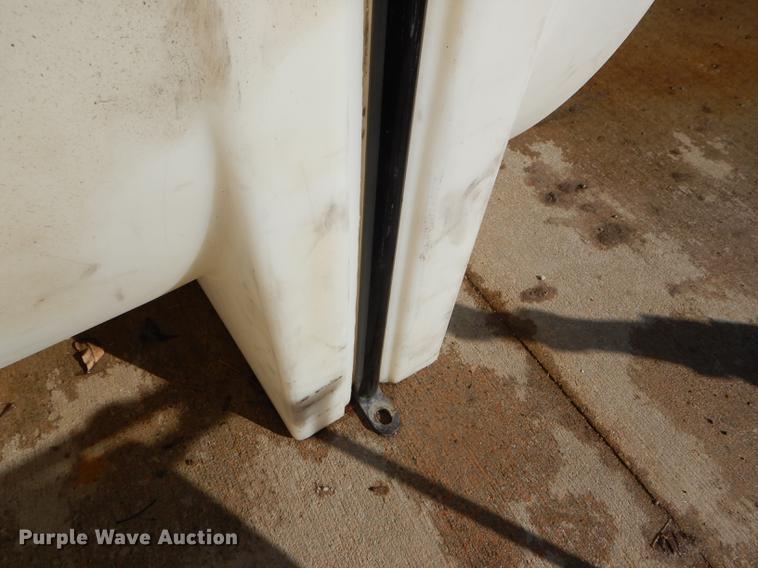 image for item FM9768 Poly tank