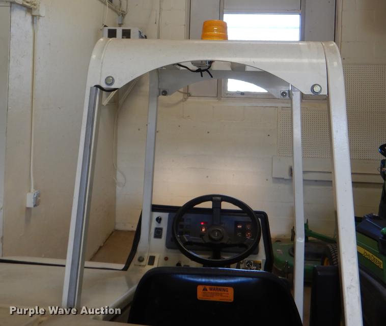 image for item FM9815 Tennant 7400 floor cleaner