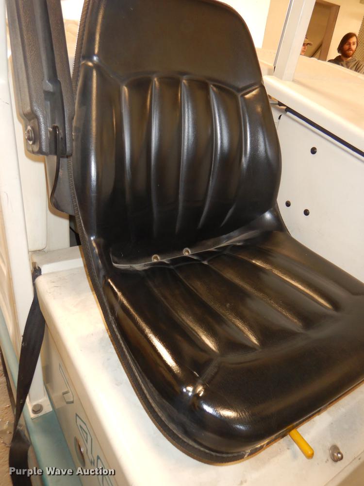 image for item FM9815 Tennant 7400 floor cleaner