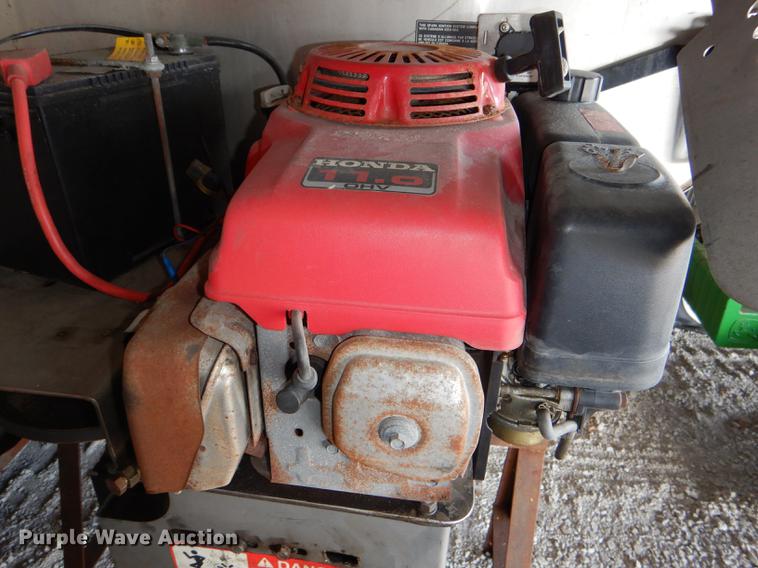 image for item FM9817 Swenson stainless steel V-box spreader