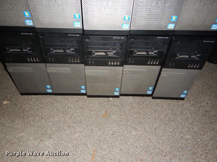 image for item FM9826 (19) Dell CPUs