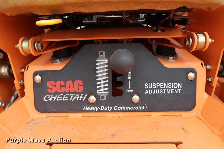 image for item FQ9221 2017 Scag Cheetah SCZ72V-31FX ZTR lawn mower