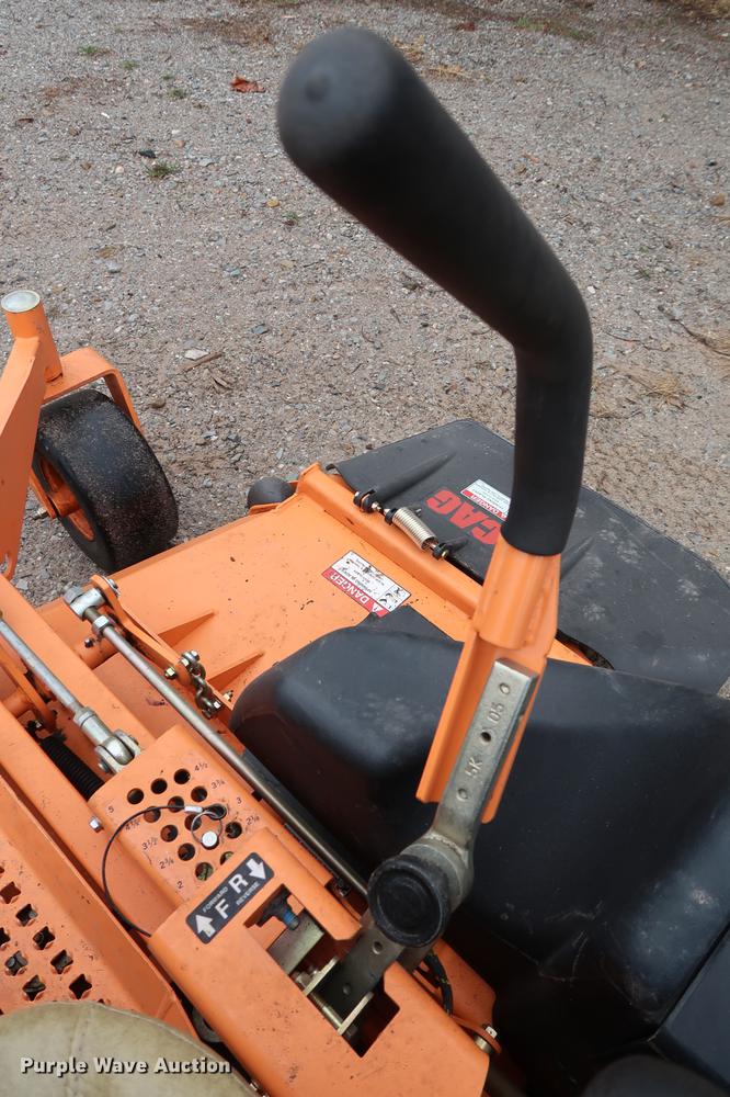 image for item FQ9221 2017 Scag Cheetah SCZ72V-31FX ZTR lawn mower