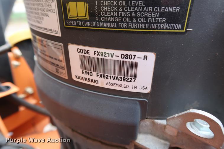 image for item FQ9221 2017 Scag Cheetah SCZ72V-31FX ZTR lawn mower