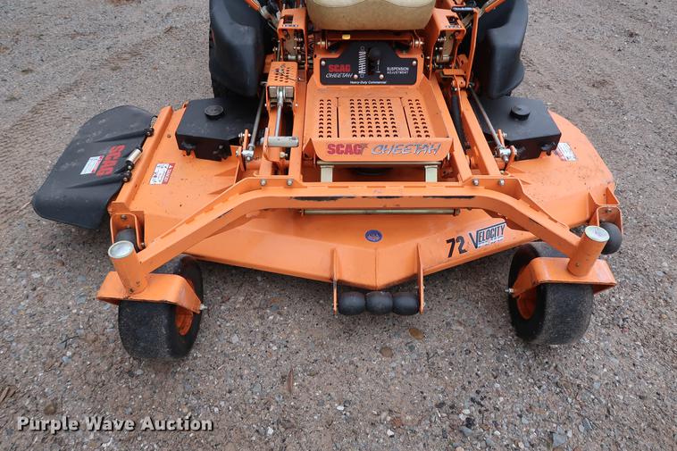 image for item FQ9221 2017 Scag Cheetah SCZ72V-31FX ZTR lawn mower