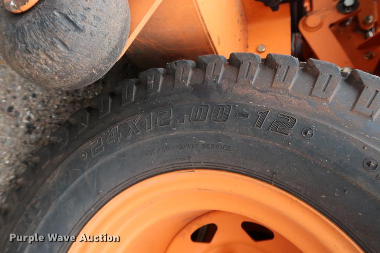 image for item FQ9221 2017 Scag Cheetah SCZ72V-31FX ZTR lawn mower