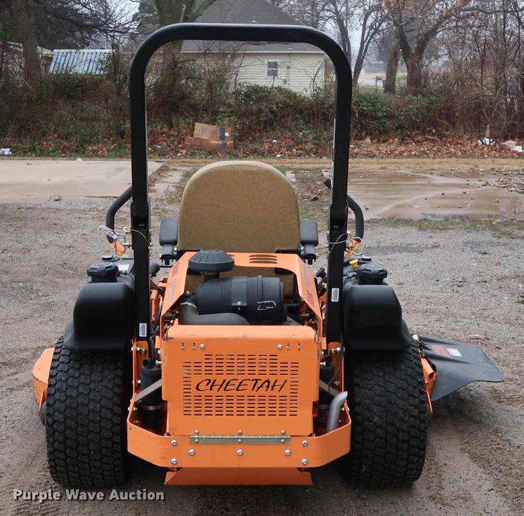 image for item FQ9222 2017 Scag Cheetah SCZ72V-31FX ZTR lawn mower