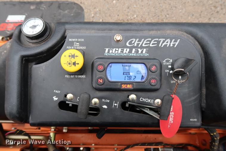 image for item FQ9222 2017 Scag Cheetah SCZ72V-31FX ZTR lawn mower