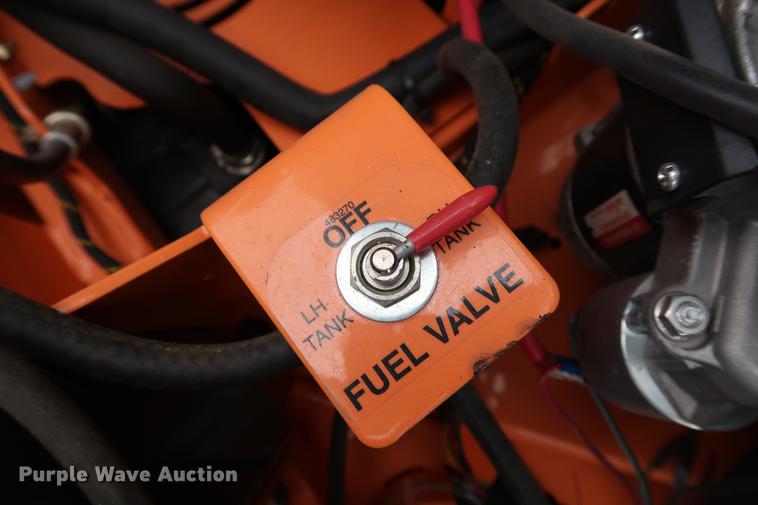 image for item FQ9222 2017 Scag Cheetah SCZ72V-31FX ZTR lawn mower