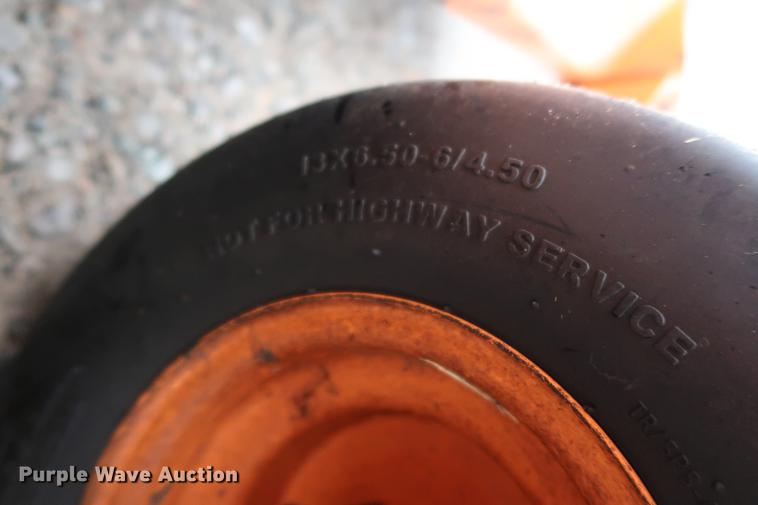 image for item FQ9222 2017 Scag Cheetah SCZ72V-31FX ZTR lawn mower