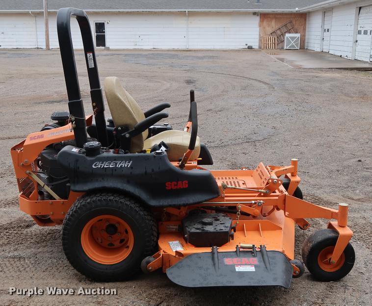 image for item FQ9223 2017 Scag Cheetah SCZ72V-31FX ZTR lawn mower