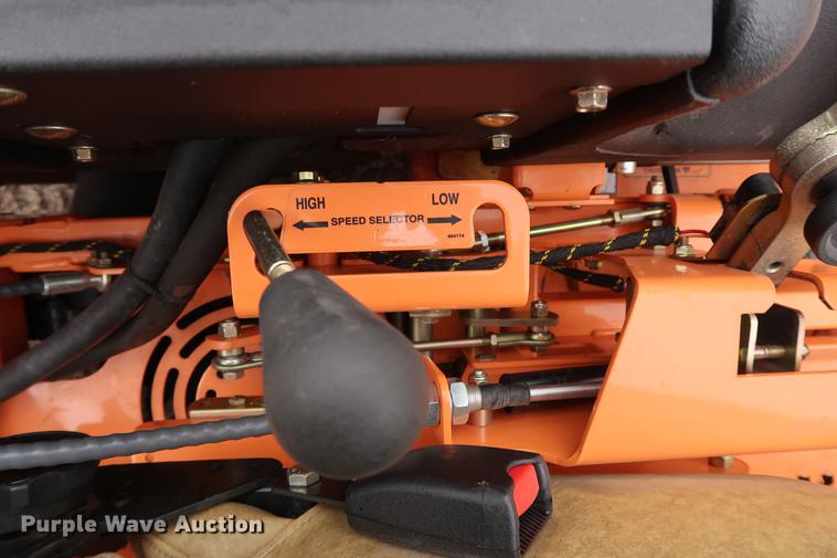 image for item FQ9223 2017 Scag Cheetah SCZ72V-31FX ZTR lawn mower