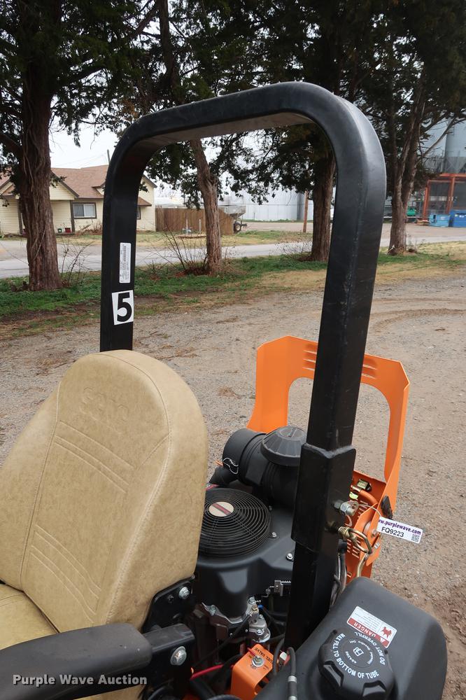 image for item FQ9223 2017 Scag Cheetah SCZ72V-31FX ZTR lawn mower