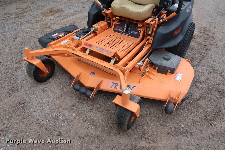 image for item FQ9223 2017 Scag Cheetah SCZ72V-31FX ZTR lawn mower