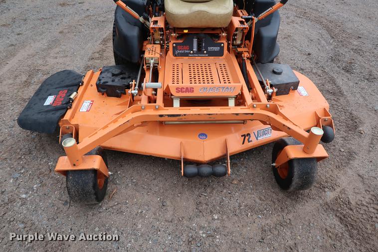 image for item FQ9223 2017 Scag Cheetah SCZ72V-31FX ZTR lawn mower
