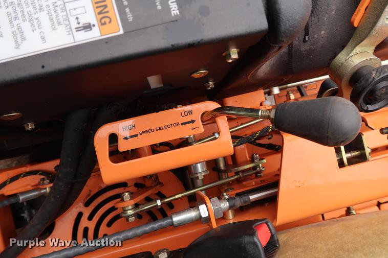 image for item FQ9224 2017 Scag Cheetah SCZ72V-31FX ZTR lawn mower