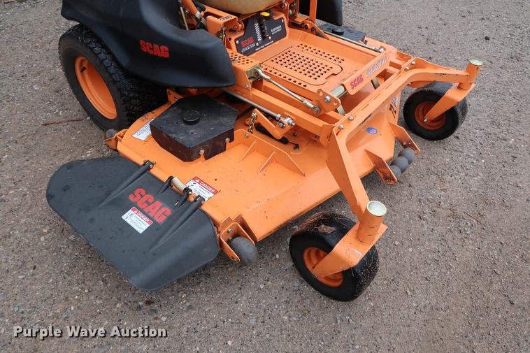 image for item FQ9224 2017 Scag Cheetah SCZ72V-31FX ZTR lawn mower