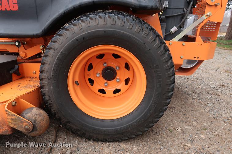 image for item FQ9224 2017 Scag Cheetah SCZ72V-31FX ZTR lawn mower