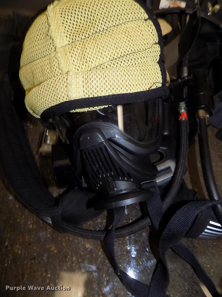 image for item G1617 (7) MSA Custom 4500 UltraLite MMR self-contained breathing apparatus