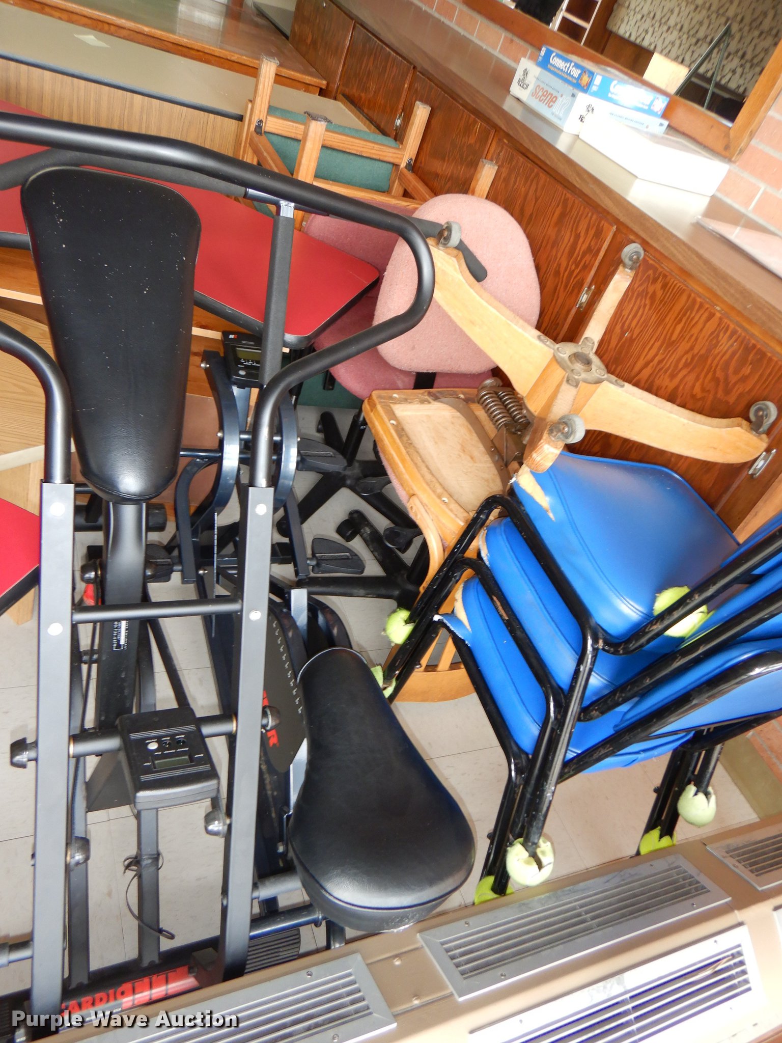 Exercise equipment in Kansas City, KS Item FM9820 sold Purple Wave