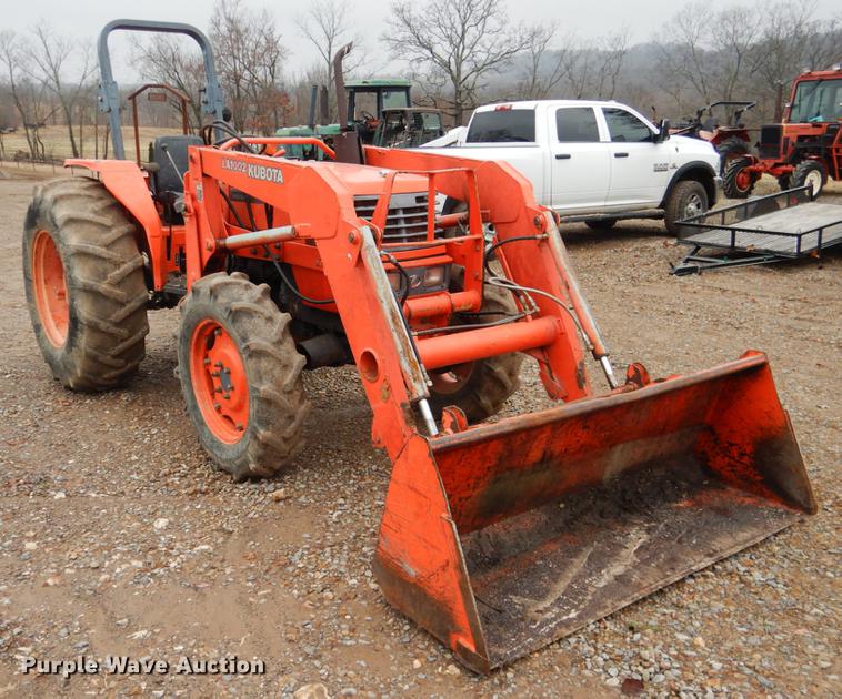 image for item BE9295 Kubota M5700 MFWD tractor