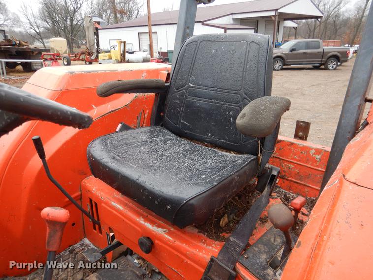 image for item BE9295 Kubota M5700 MFWD tractor