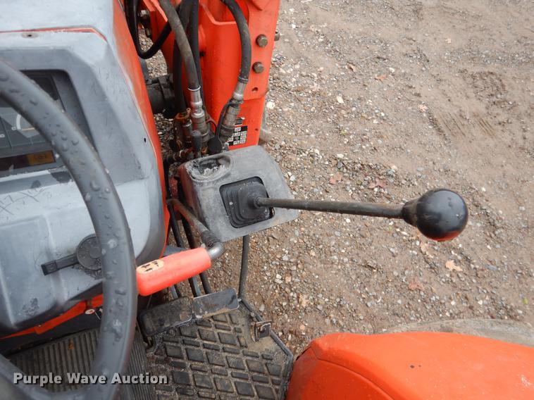 image for item BE9295 Kubota M5700 MFWD tractor
