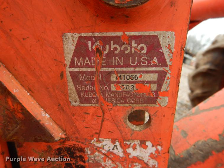 image for item BE9295 Kubota M5700 MFWD tractor