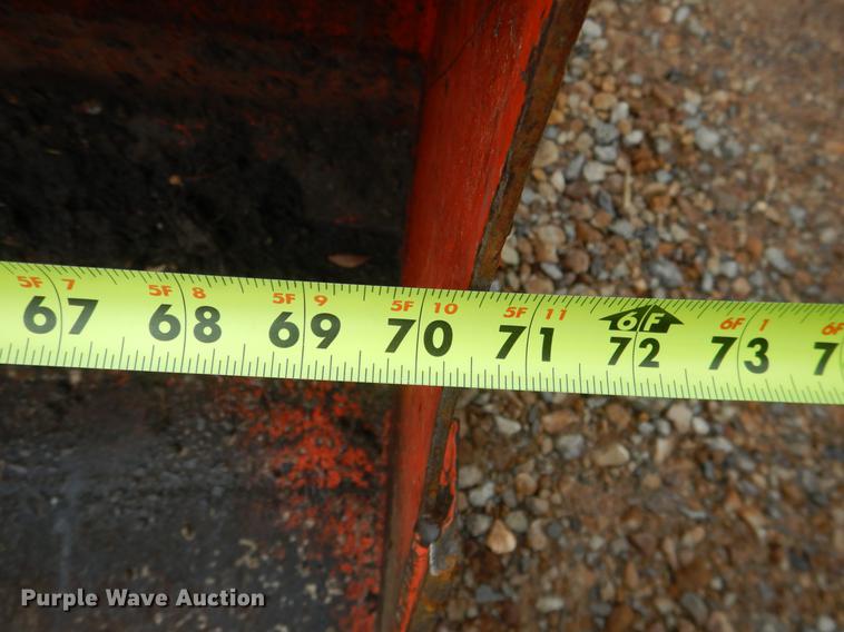 image for item BE9295 Kubota M5700 MFWD tractor