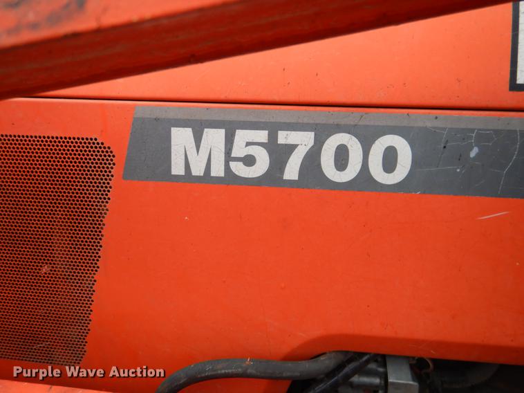 image for item BE9295 Kubota M5700 MFWD tractor