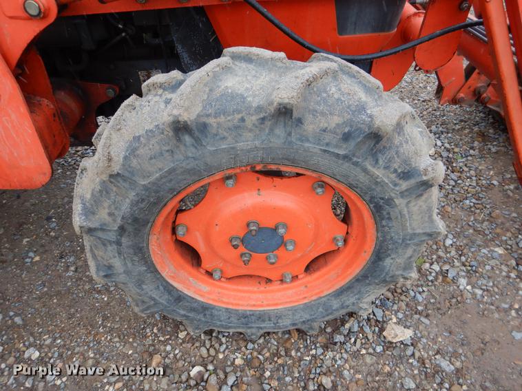 image for item BE9295 Kubota M5700 MFWD tractor
