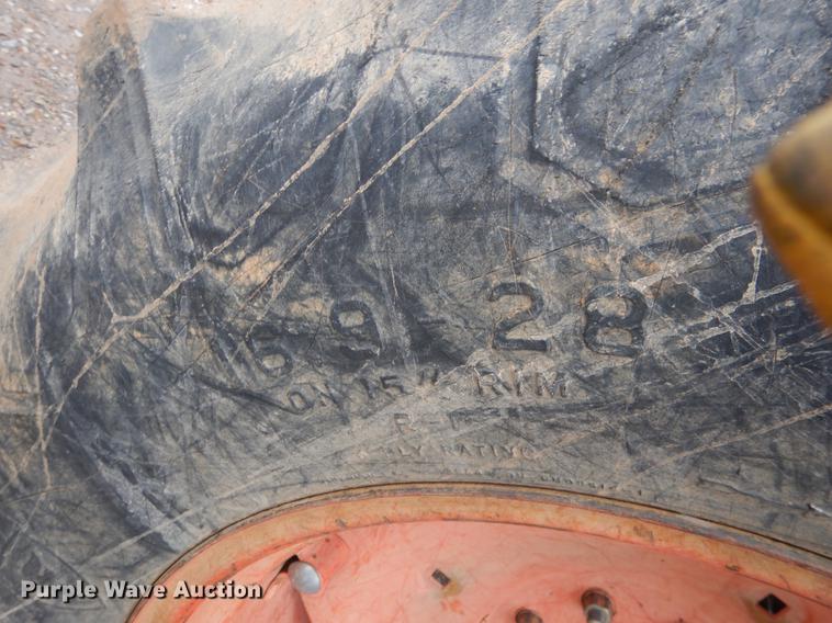 image for item BE9295 Kubota M5700 MFWD tractor