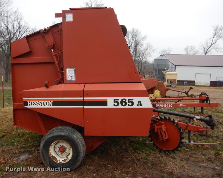image for item BE9308 Hesston 565A round baler