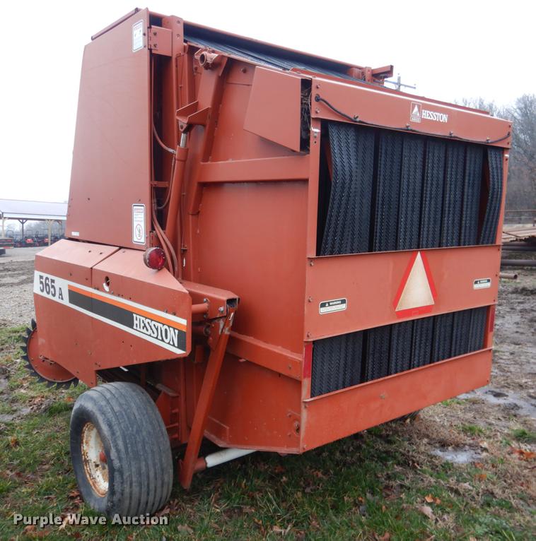image for item BE9308 Hesston 565A round baler