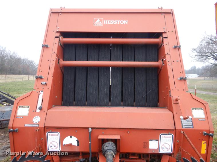 image for item BE9308 Hesston 565A round baler