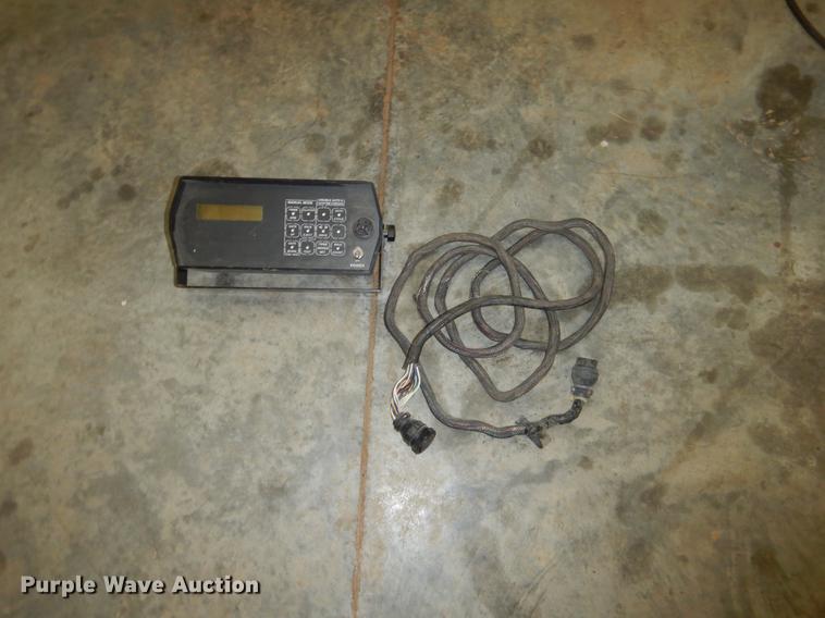 image for item BE9308 Hesston 565A round baler