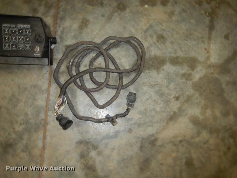 image for item BE9308 Hesston 565A round baler