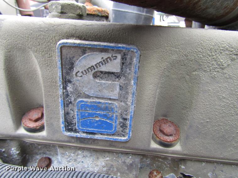 image for item DB6892 1994 International 9200 fertilizer tender truck