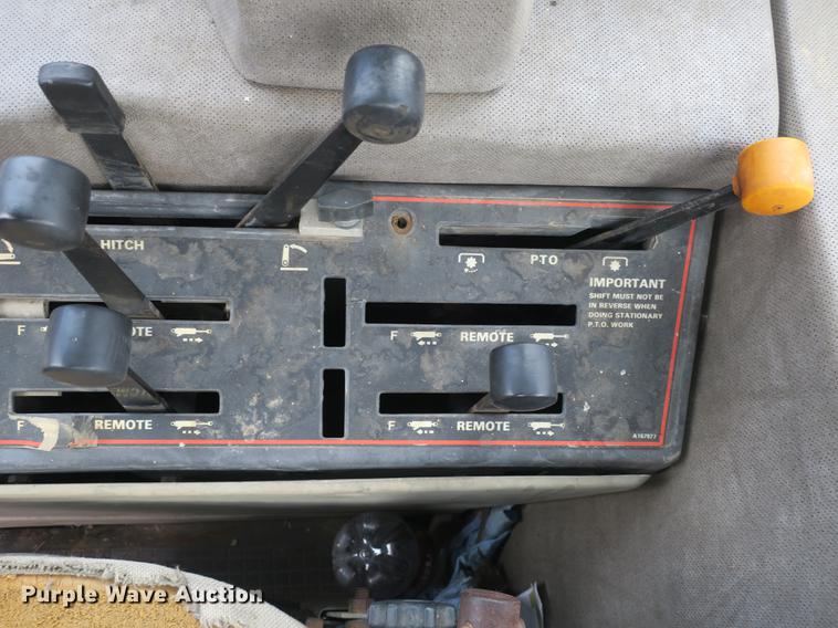 image for item DB8894 1984 Case 2394 tractor