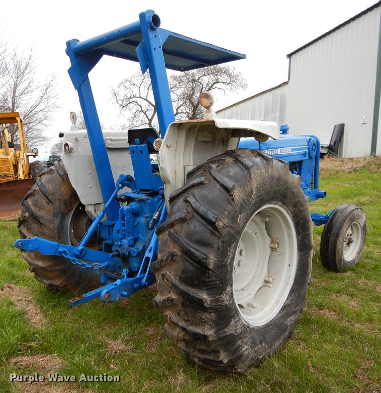 image for item DC0193 1977 Ford 6600 tractor