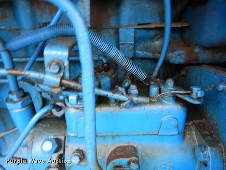 image for item DC0193 1977 Ford 6600 tractor