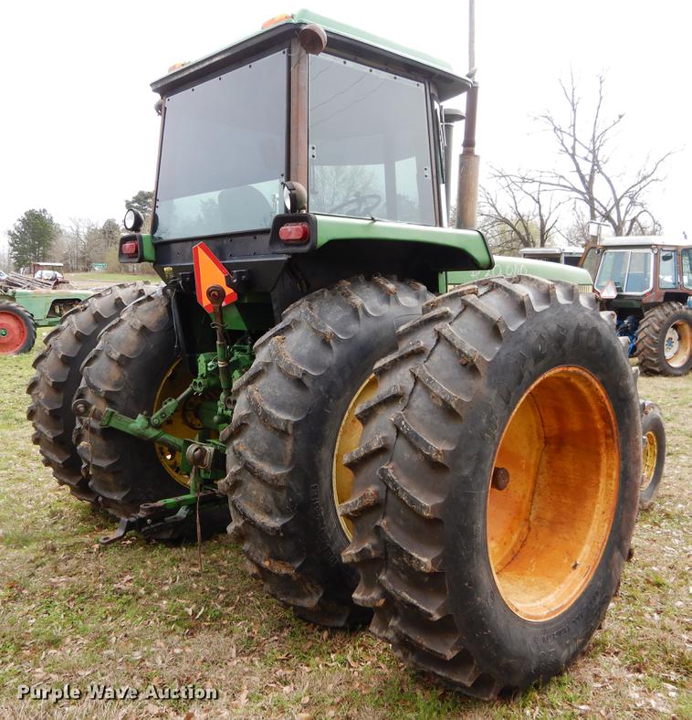 image for item DC0207 1978 John Deere 4440H tractor